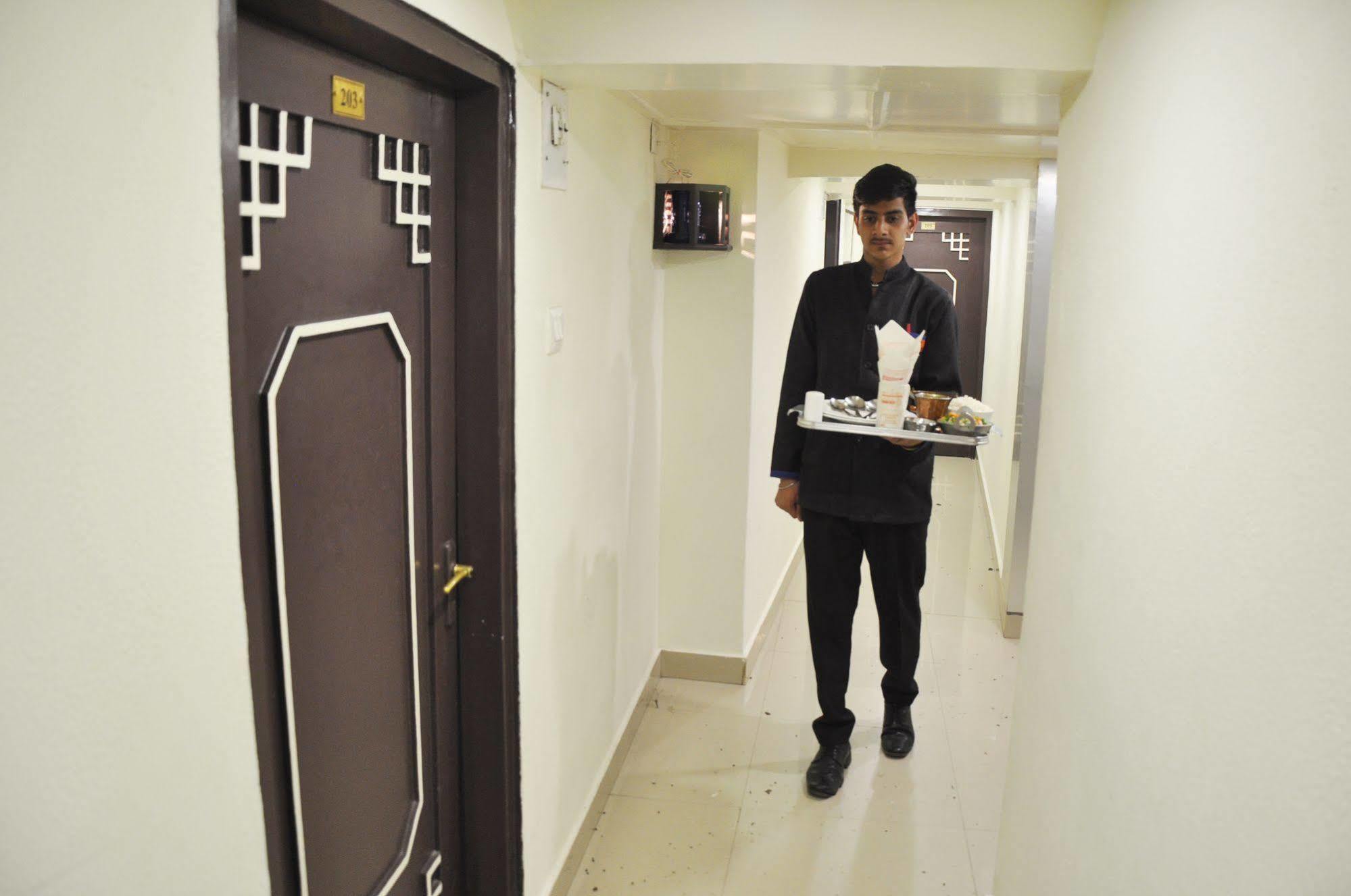 Hotel Sidharath Shimla Dış mekan fotoğraf