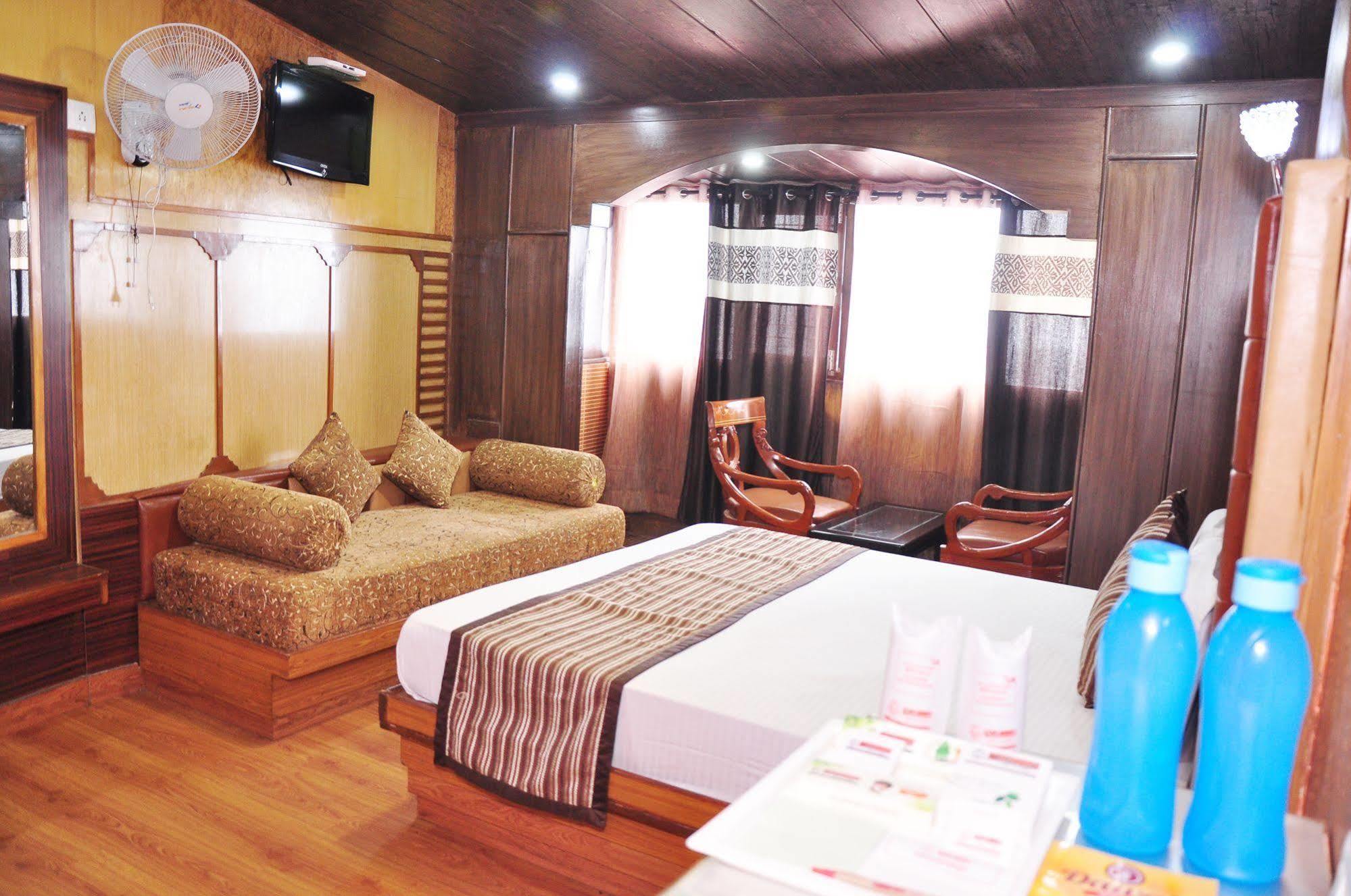 Hotel Sidharath Shimla Dış mekan fotoğraf