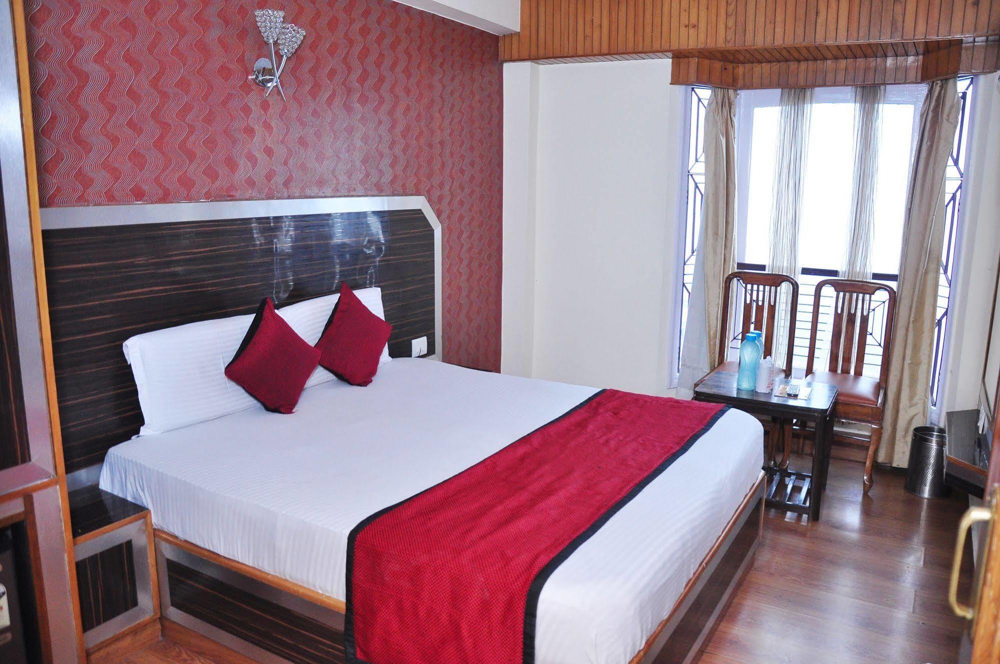 Hotel Sidharath Shimla Dış mekan fotoğraf