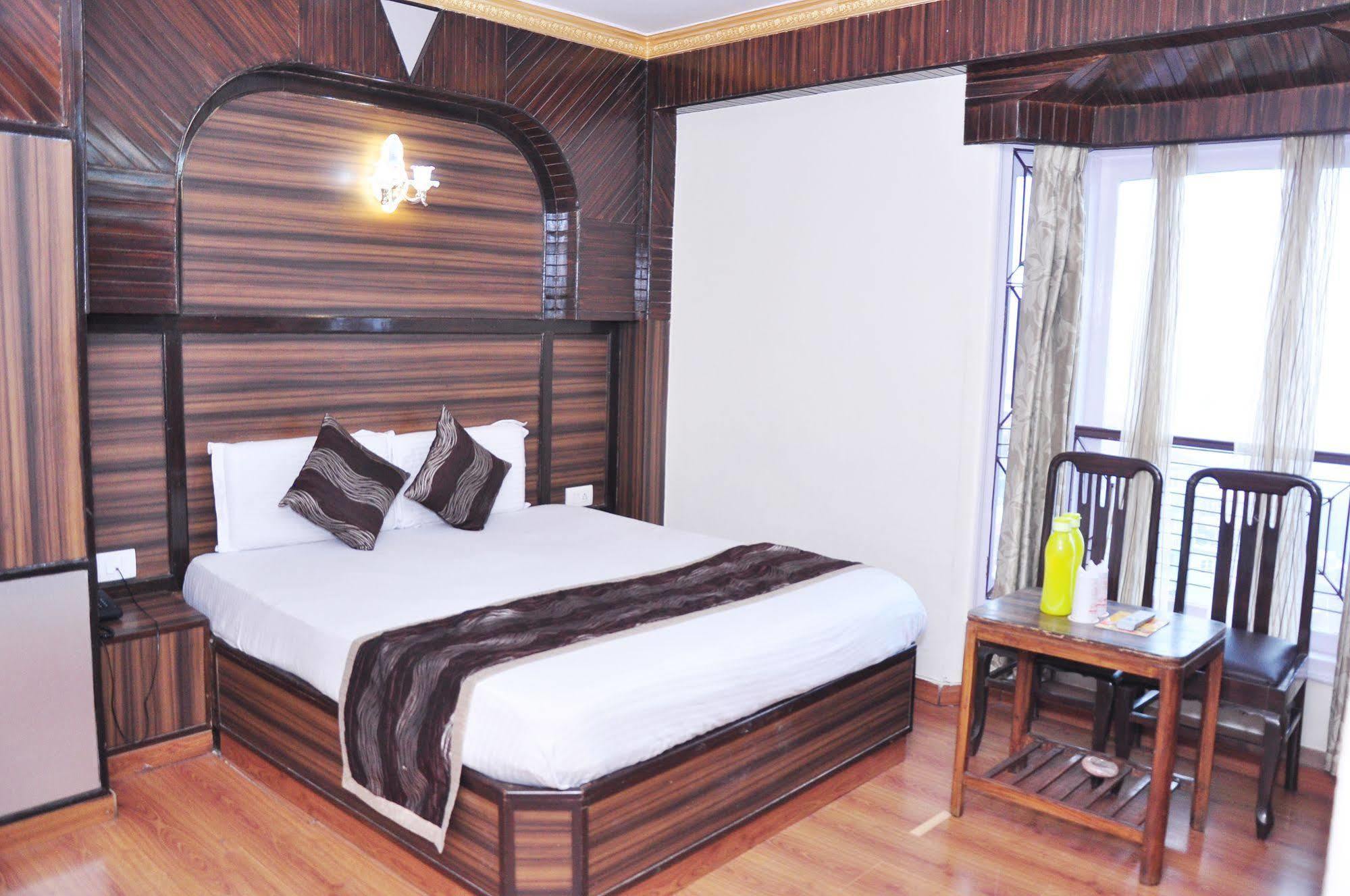 Hotel Sidharath Shimla Dış mekan fotoğraf